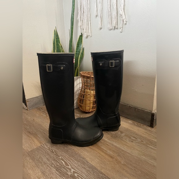 Tall hunter boots - Picture 7 of 9